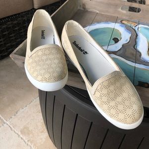 Timberland womens slip on. Size 8. Excellent condition